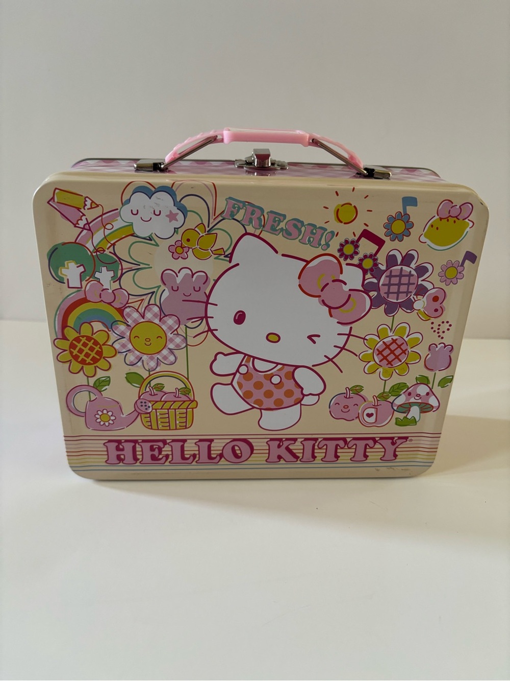 Hello Kitty “Fresh” Spring Day Children’s Tin Lunchbox NWT